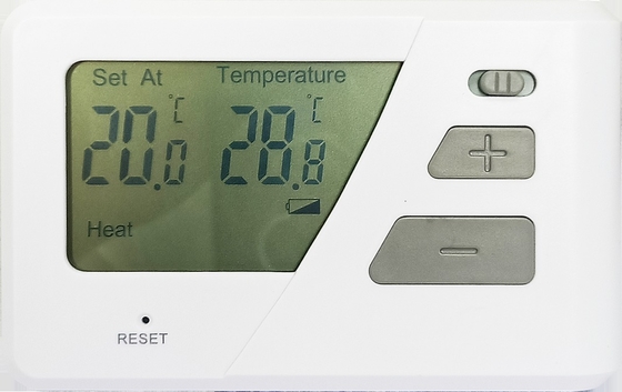 ±1C Doğruluk Akıllı sıcaklık kontrolü için çalışan kablolu programlanabilir termostat pil
