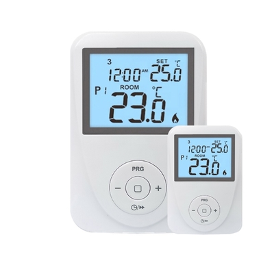 HVAC Sistemi 7 Gün Programlanabilir Termostat Anahtarlama Hassasiyeti Ayarlanabilir